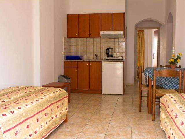 Pella Apartments Gouves Extérieur photo